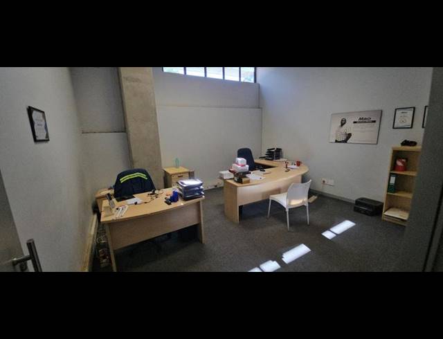 INDUSTRIAL PROPERTY TO RENT IN HALFWAY HOUSE